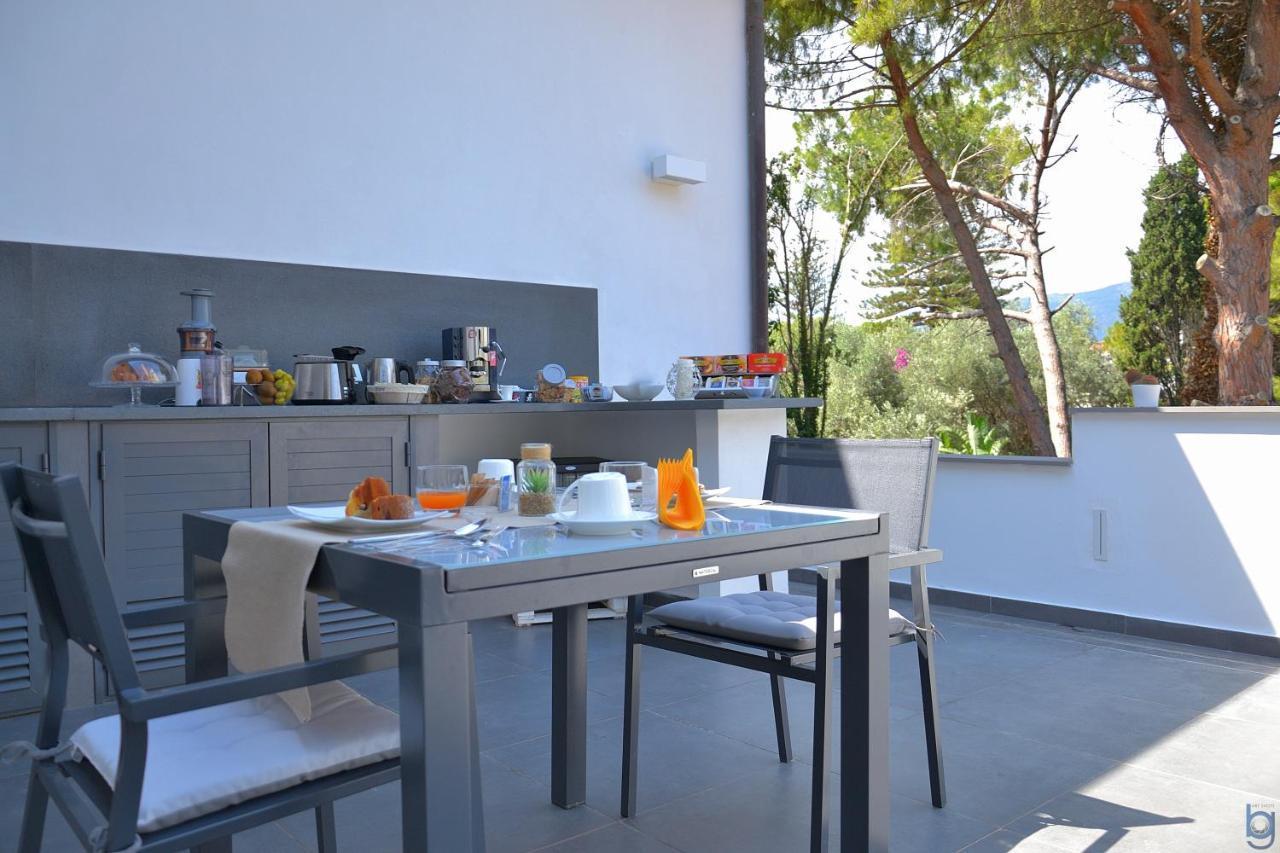 B&B Mondello Resort Bagian luar foto