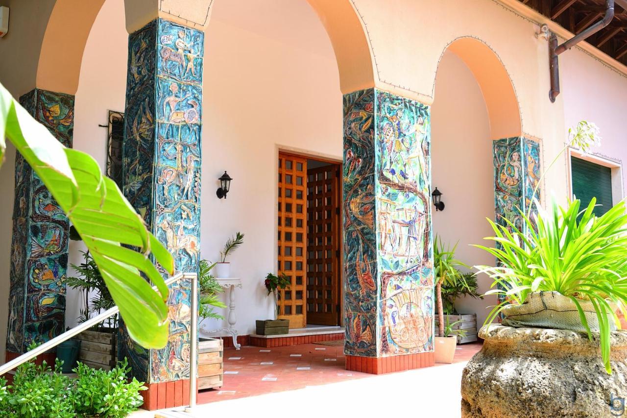 B&B Mondello Resort Bagian luar foto