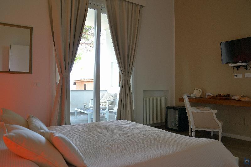 B&B Mondello Resort Bagian luar foto